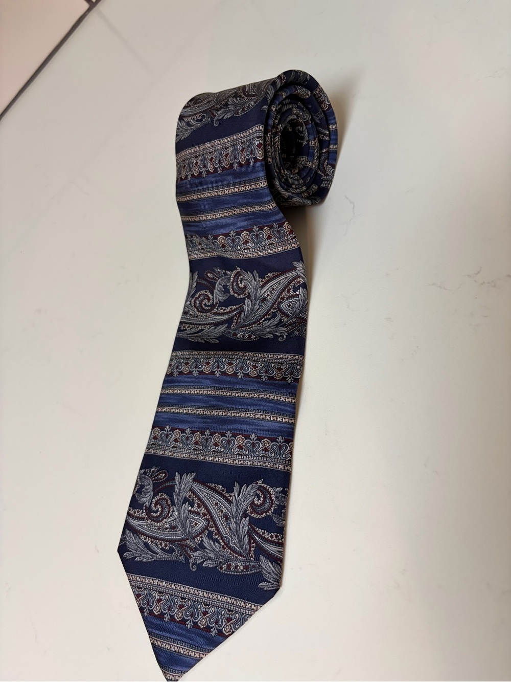 J. t. Beckett Extra Long Men's Paisley Stripe Neck Tie - Navy Blue 100% silk